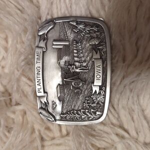 vintage 1985 "Planting Time Iowa" belt buckle.